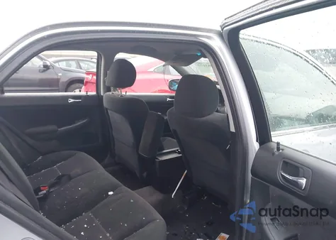 2005 Honda Accord 2.4 Lx from USA, damaged, VIN 1HGCM56495A165881